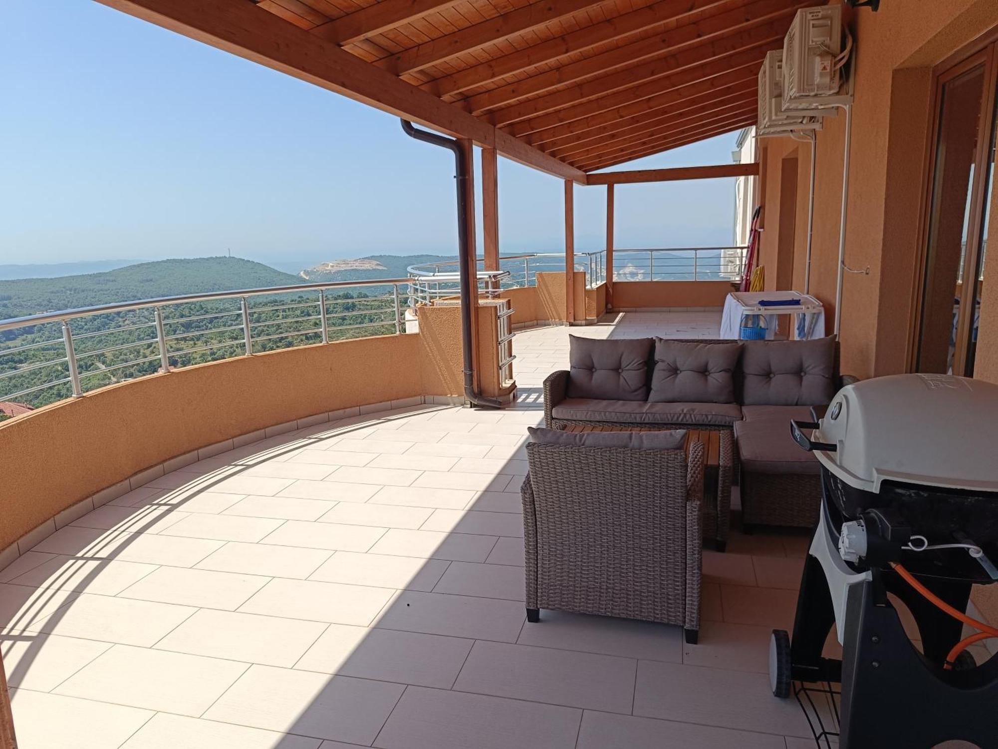 Panoramic Kruje Escape Bami Apartment Ngoại thất bức ảnh