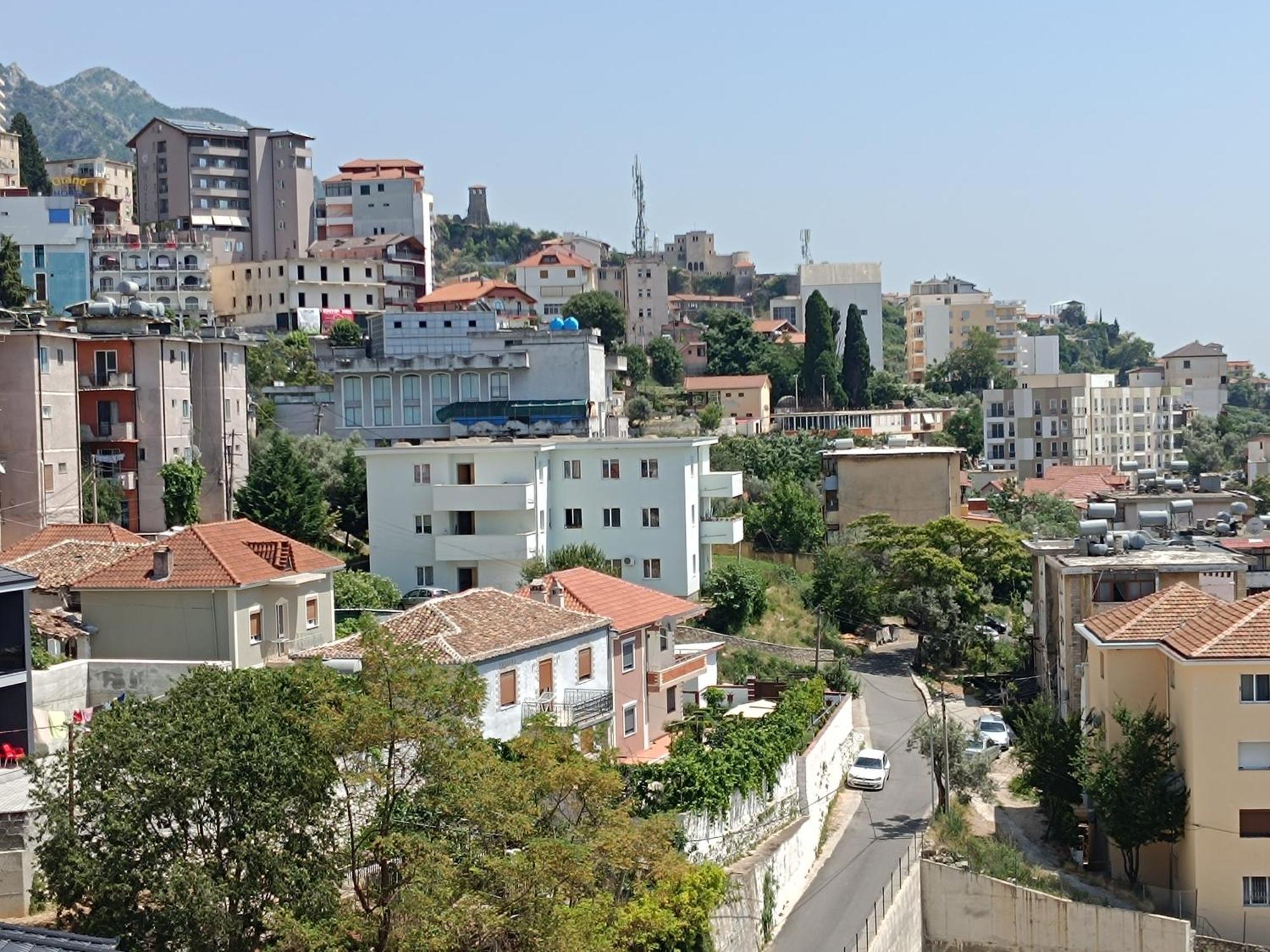 Panoramic Kruje Escape Bami Apartment Ngoại thất bức ảnh