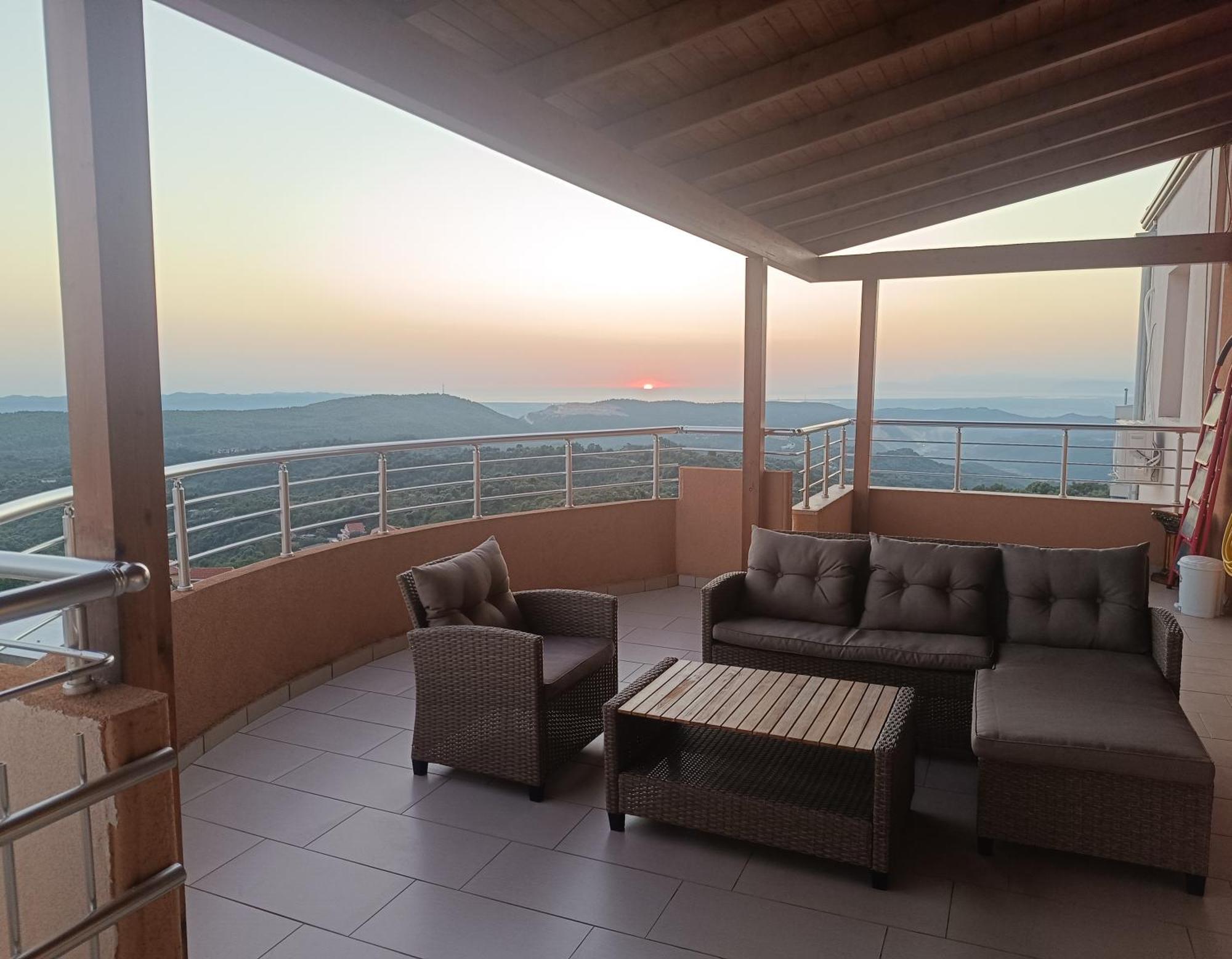 Panoramic Kruje Escape Bami Apartment Ngoại thất bức ảnh